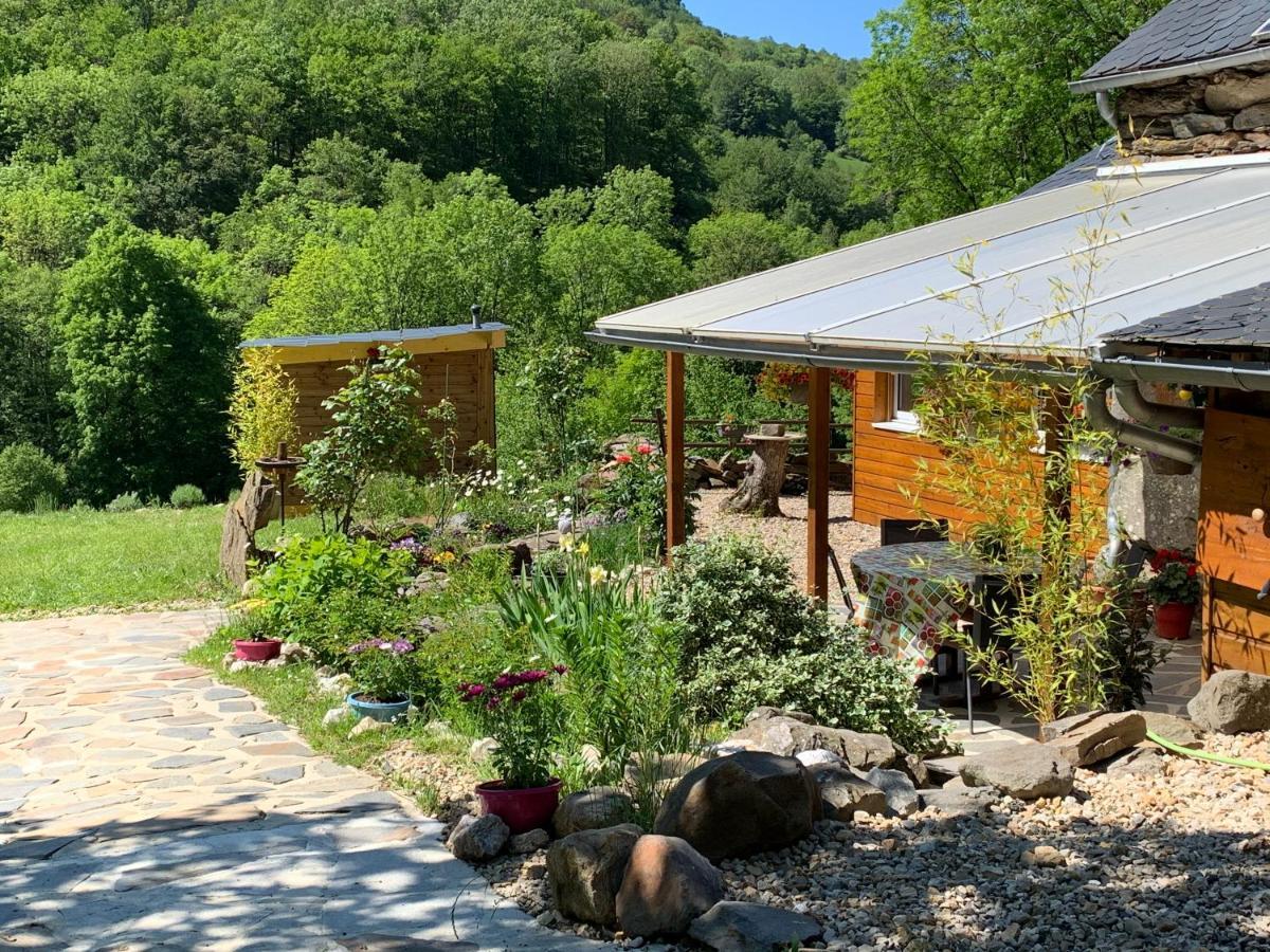 Bed & Breakfast D'hotes Le Lepadou-bas Saint-Chély-dʼAubrac