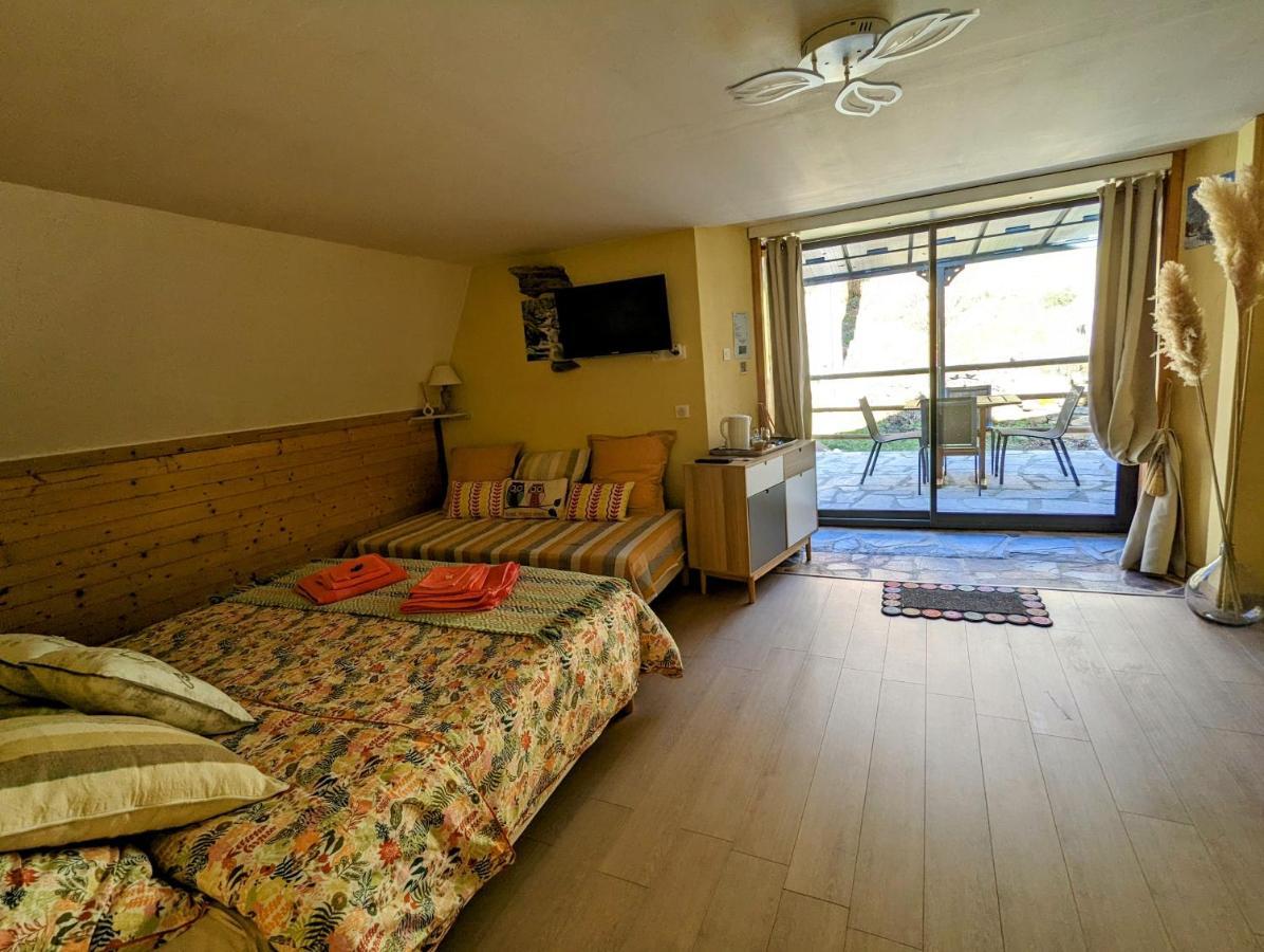 D'hotes Le Lepadou-bas 3* Saint-Chély-dʼAubrac