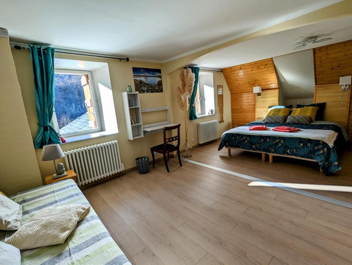 D'hotes Le Lepadou-bas 3* Saint-Chély-dʼAubrac