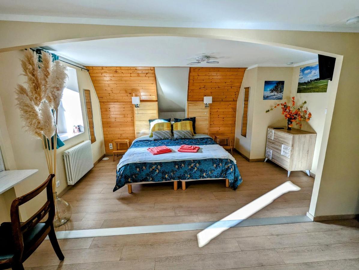D'hotes Le Lepadou-bas 3* Saint-Chély-dʼAubrac